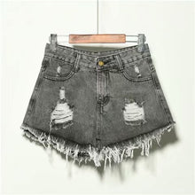 Charger l&#39;image dans la galerie, High Waist Short Jean
