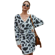 Load image into Gallery viewer, Long Dress Sleeves Leopard
