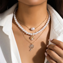 Charger l&#39;image dans la galerie, 3-piece Set Of Starfish Shell Pearl Necklace
