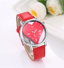 Load image into Gallery viewer, Hollow watch heart shape
