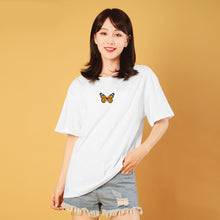 Load image into Gallery viewer, Butterfly print T-shirt
