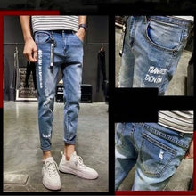 Charger l&#39;image dans la galerie, Casual Hole Design jeans
