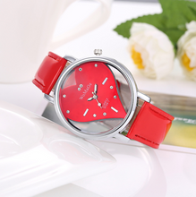 Load image into Gallery viewer, Hollow watch heart shape
