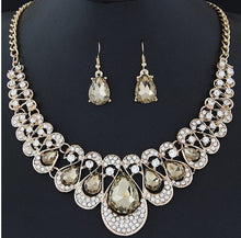 Load image into Gallery viewer, Necklace Earring Set
