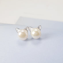 Load image into Gallery viewer, Sterling Pearl Sprouting Cat Earring
