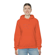 Charger l&#39;image dans la galerie, Unisex Heavy Blend™ Hooded Sweatshirt
