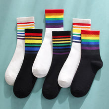 Charger l&#39;image dans la galerie, Rainbow Women&#39;s Cotton Socks
