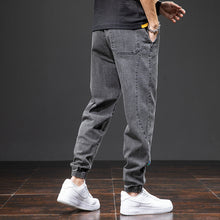 Charger l&#39;image dans la galerie, Jean Jogger Pants
